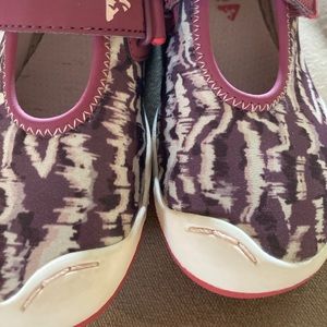 PLAE Chloe pink/purple size 9.5 washable sneakers
